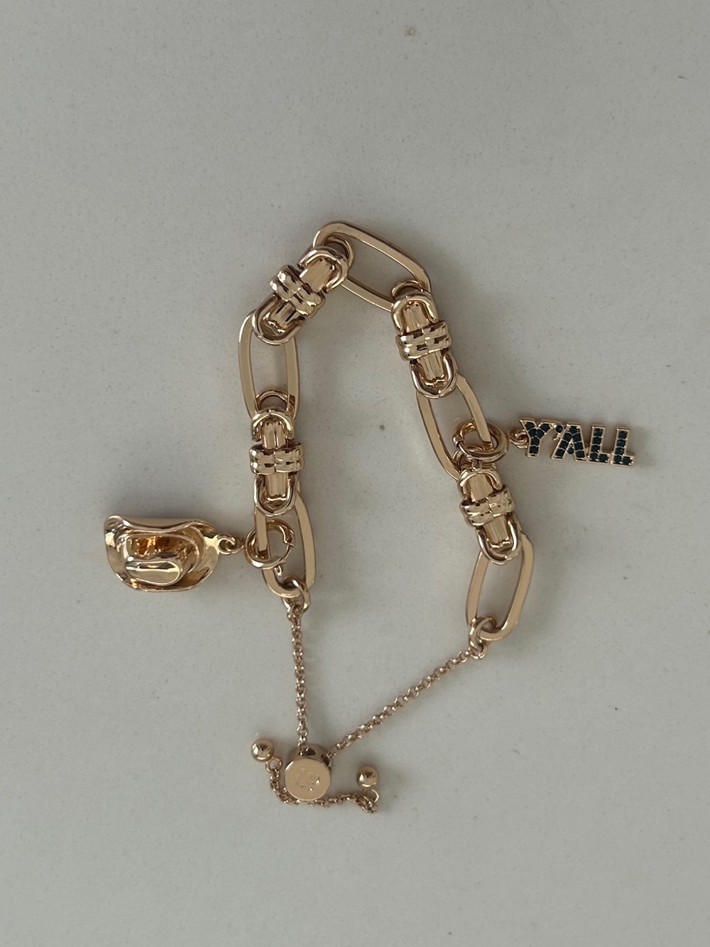 Bomb Party Gold Tone Link Bracelet with removable Cowboy Hat & Y’ALL Charm NEW - Picture 4 of 4